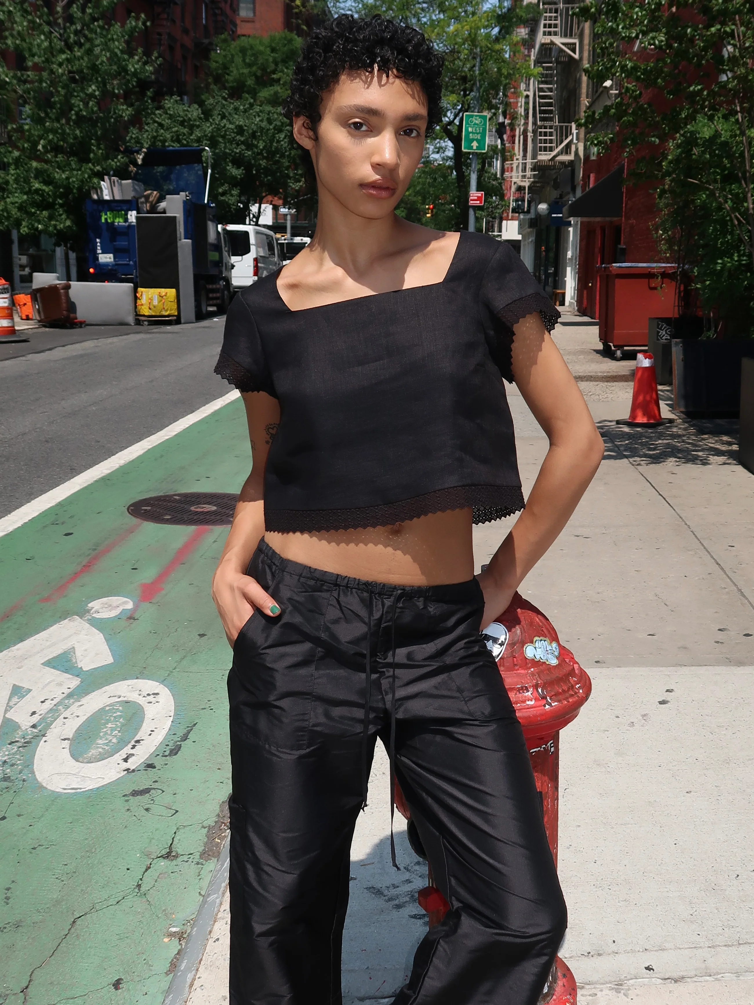 Alfie Top in Black - Image 4