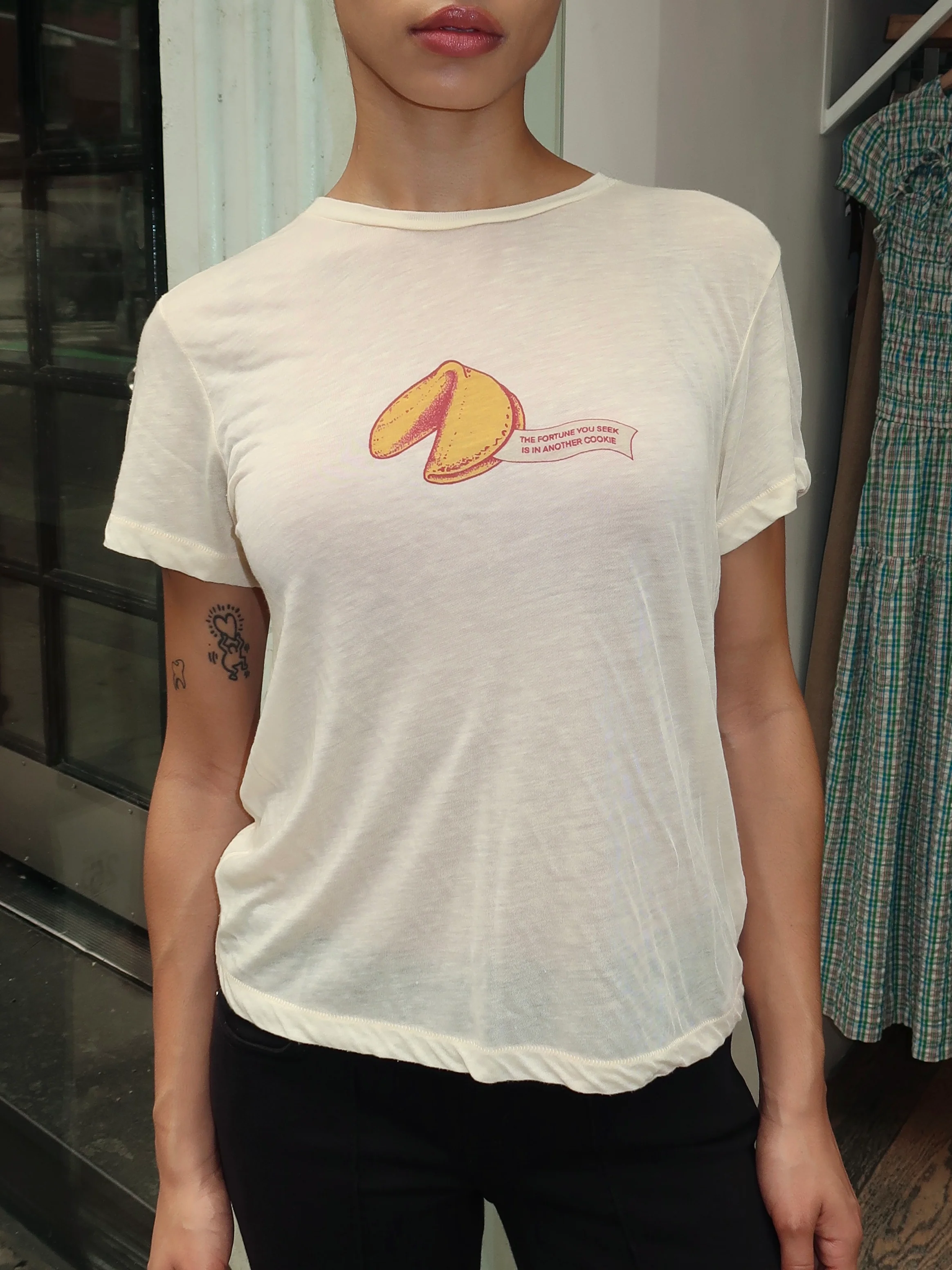 Classic Tee Fortune in Faded Dandelion - Image 2