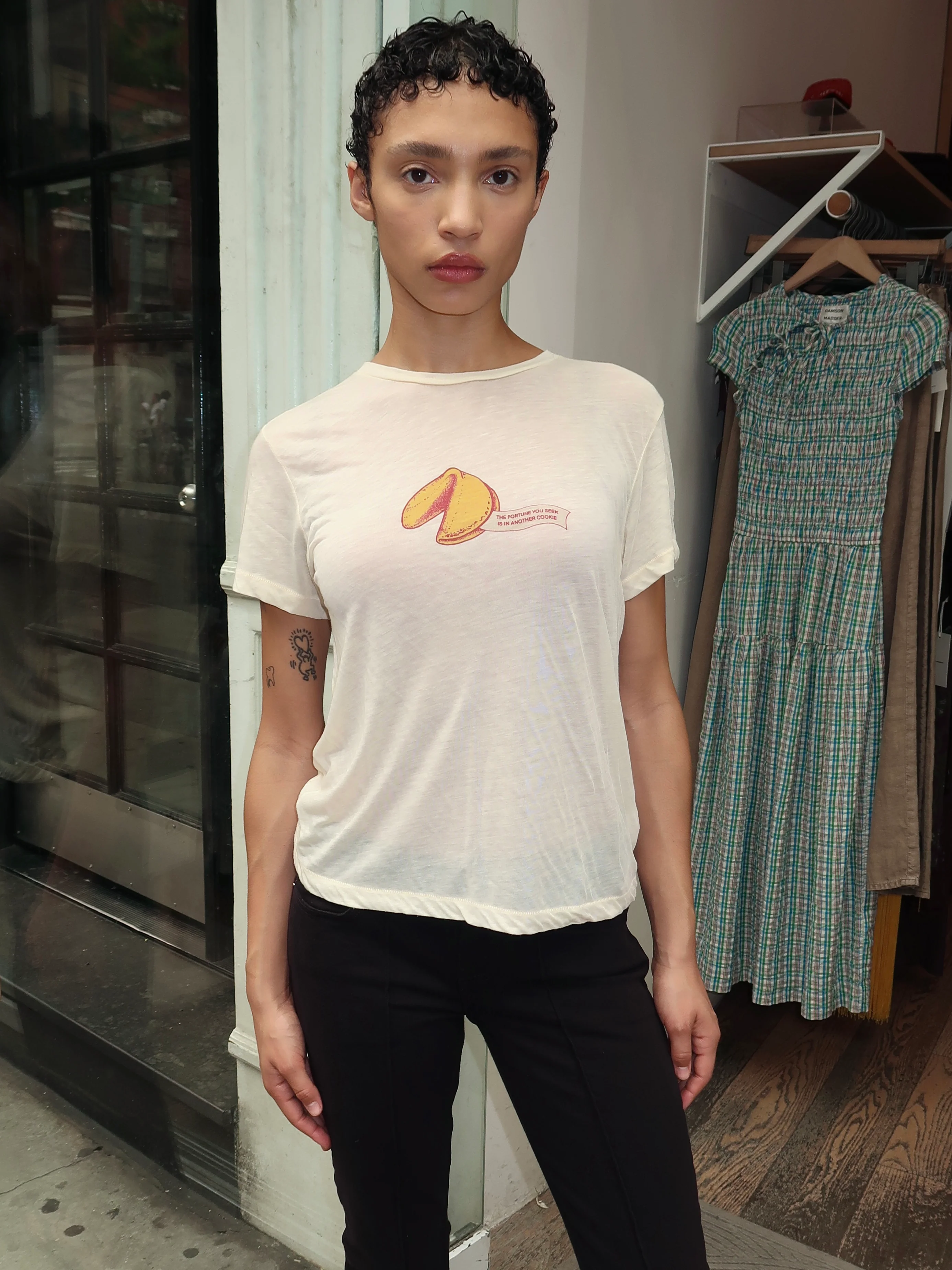 Classic Tee Fortune in Faded Dandelion - Image 4