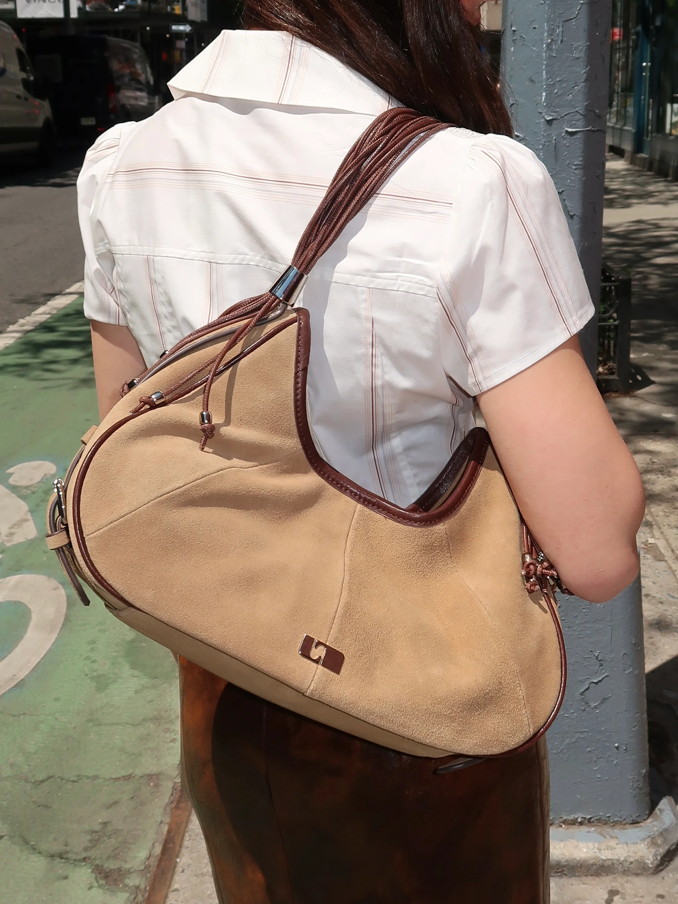Dolly Camel Bag - Image 2