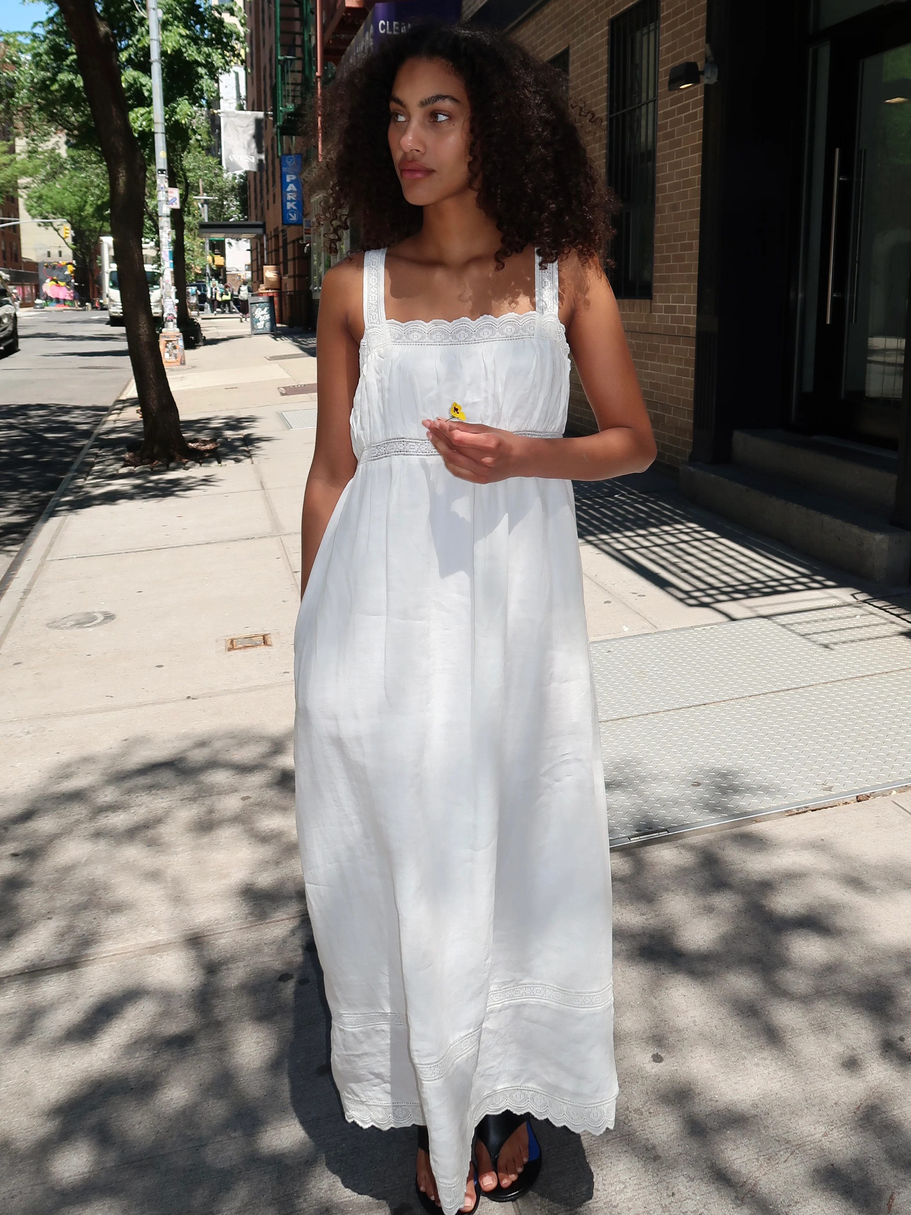 Grace Shift Dress in Vintage White