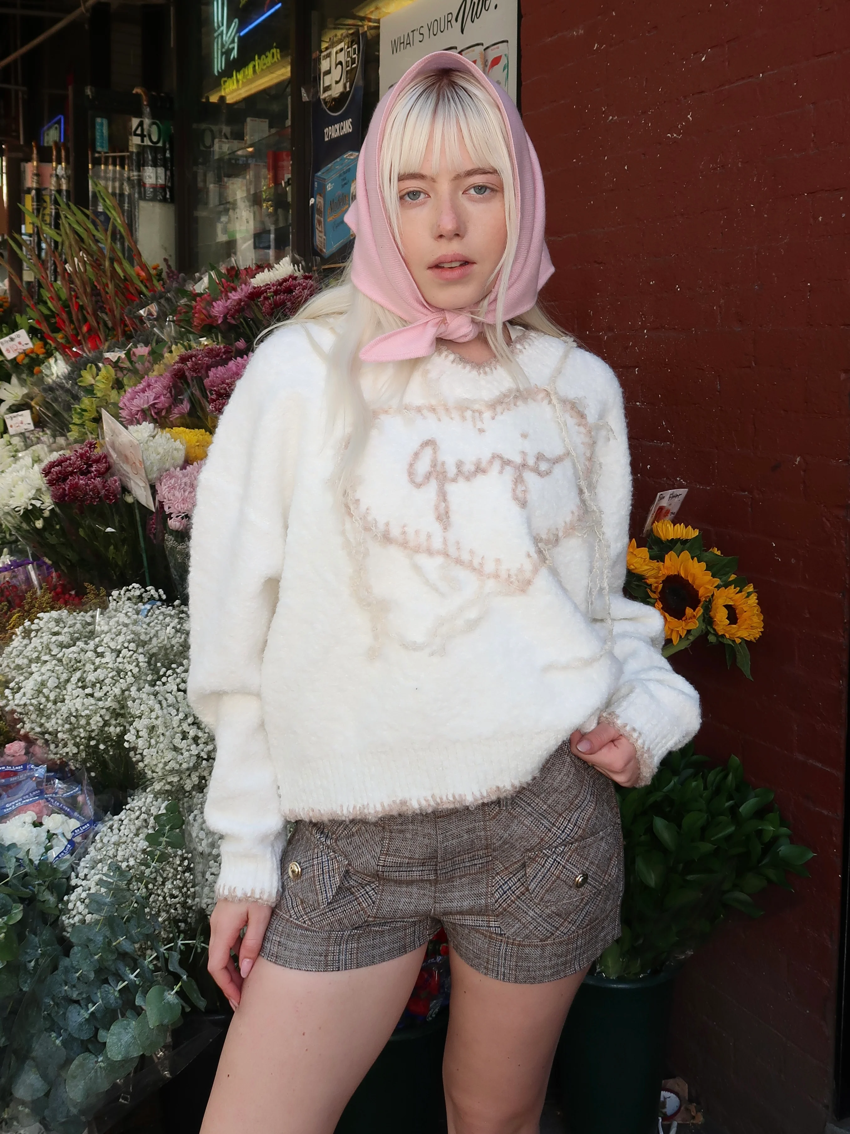 Guizio Heart Sweater in White - Image 4