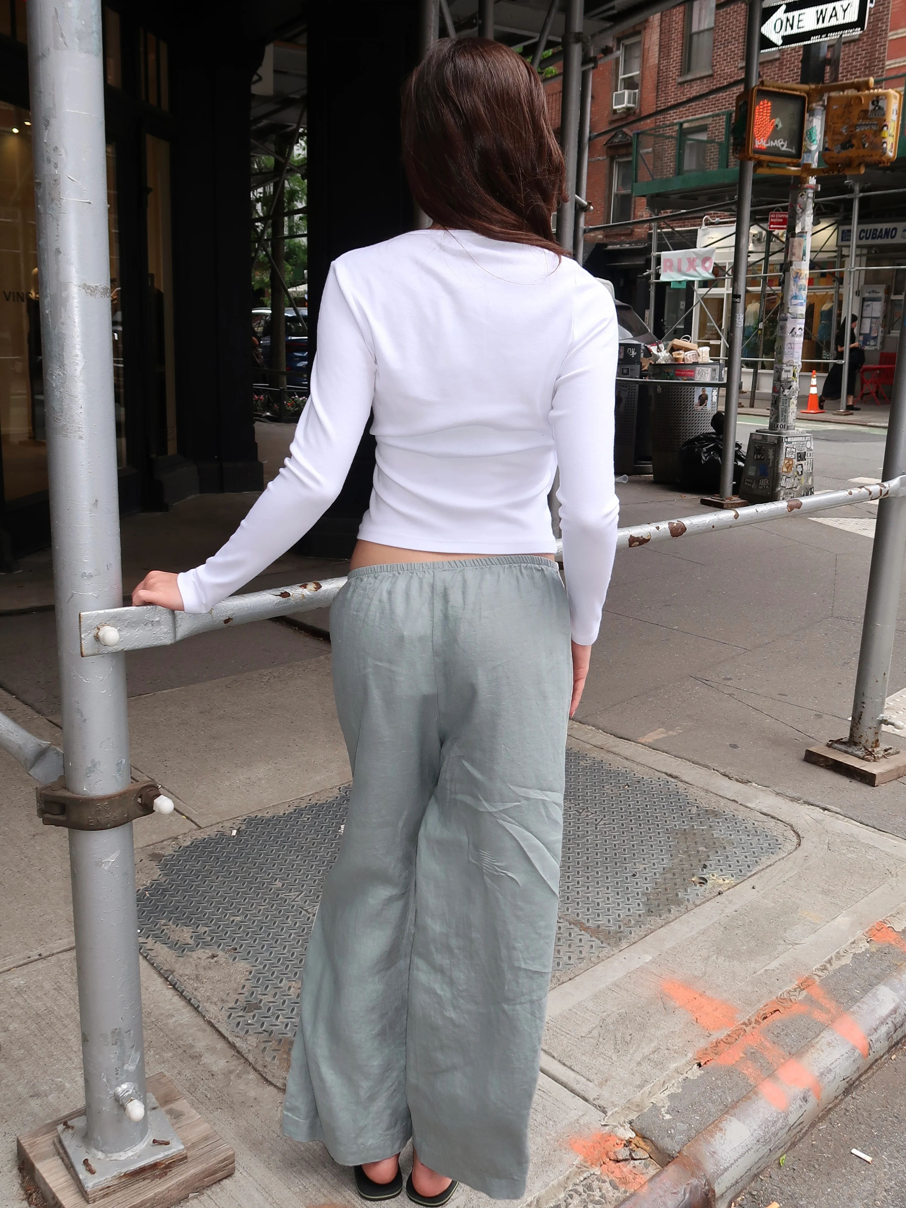 Linen Stripe Crop Racer Pant in Sage - Image 4