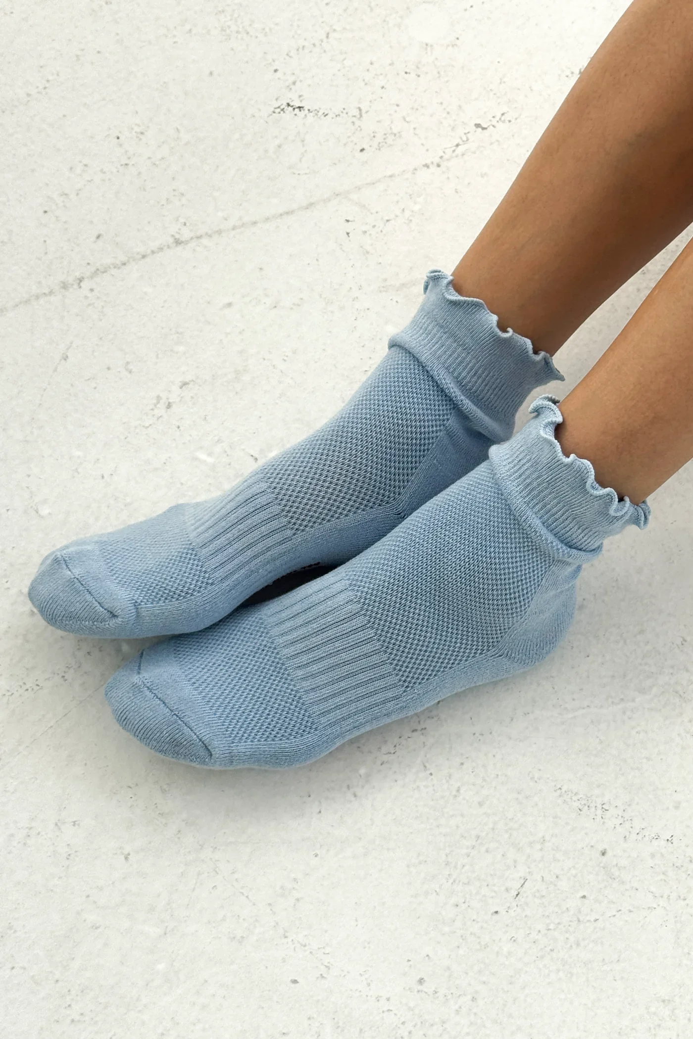 Ruffled Hugger Crew Socks in Periwinkle - Image 2