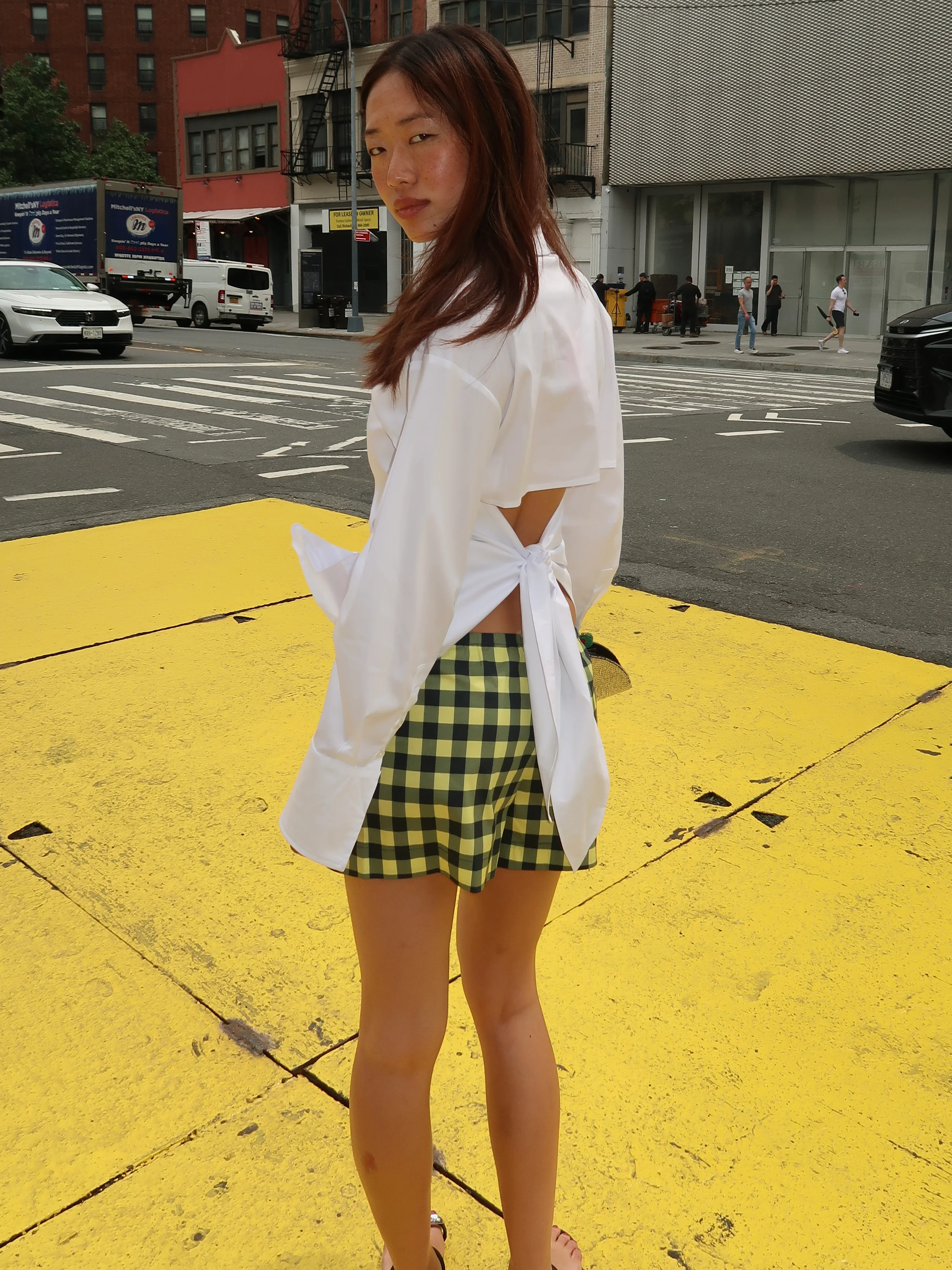 Syd Poplin Short in Peridot/Ebony Gingham - Image 3